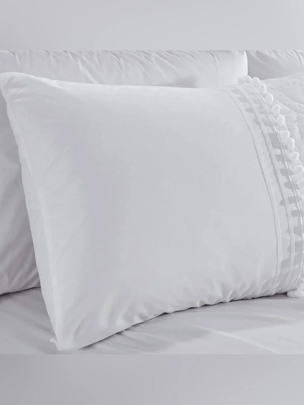 White Embroidered cal king 3 piece Comforter Set